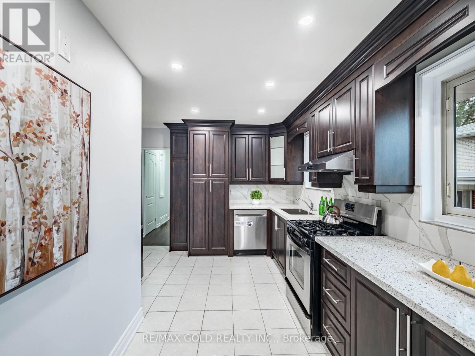 179 Elizabeth Street S, Brampton, Ontario  L6Y 1R8 - Photo 14 - W12662170