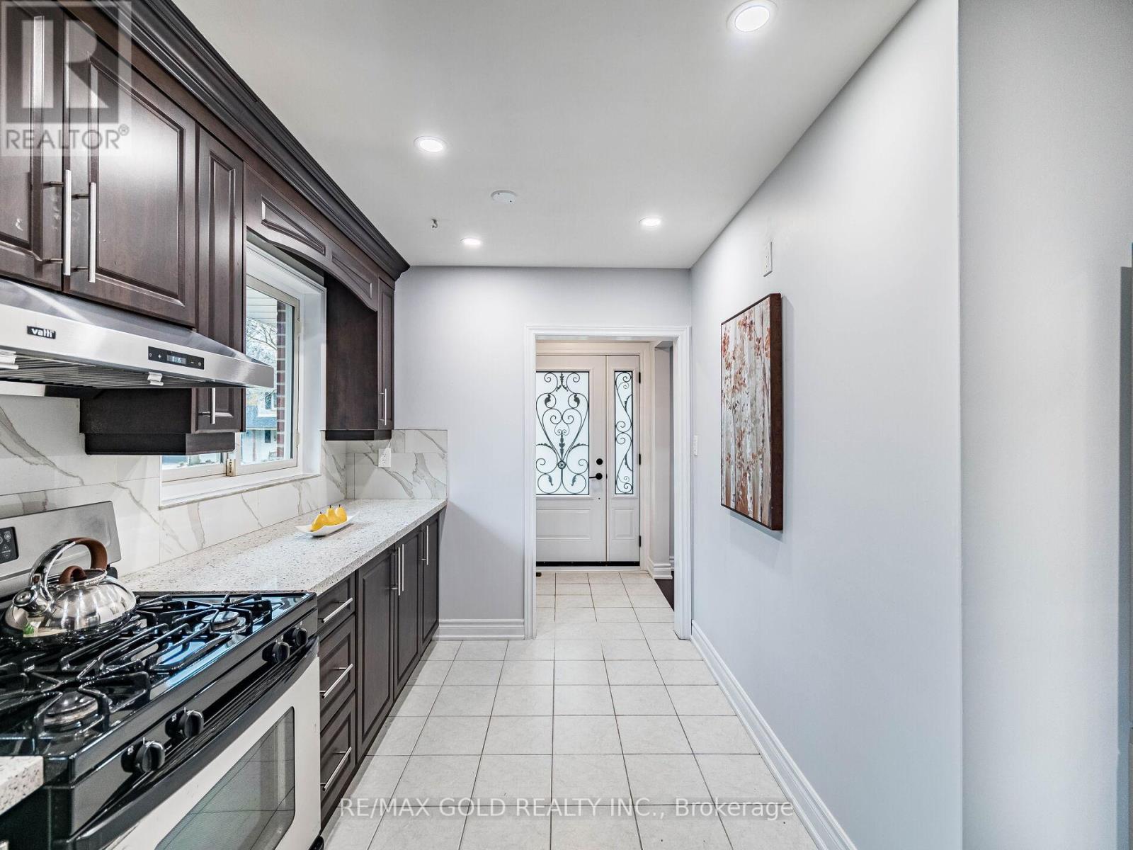 179 Elizabeth Street S, Brampton, Ontario  L6Y 1R8 - Photo 15 - W12662170