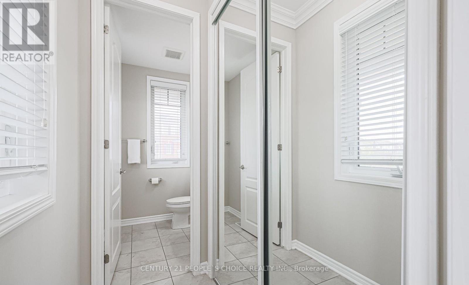 Upper - 565 Edenbrook Hill Drive, Brampton (Northwest Brampton), Ontario  L7C 3H1 - Photo 14 - W12662174