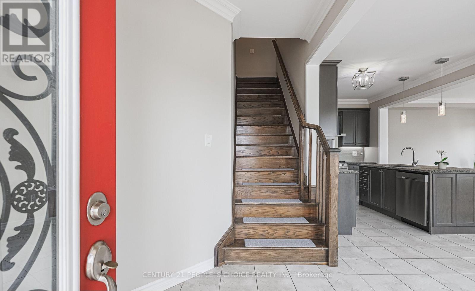 Upper - 565 Edenbrook Hill Drive, Brampton (Northwest Brampton), Ontario  L7C 3H1 - Photo 21 - W12662174