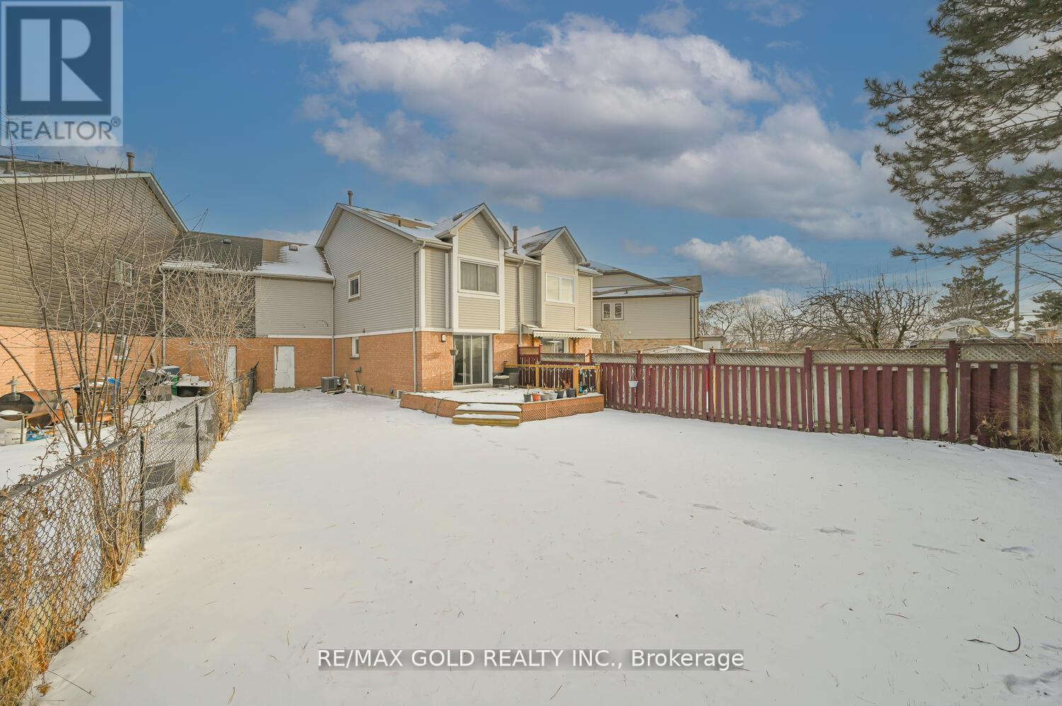 73 Chipmunk Crescent, Brampton, Ontario  L6R 1B4 - Photo 24 - W12662190