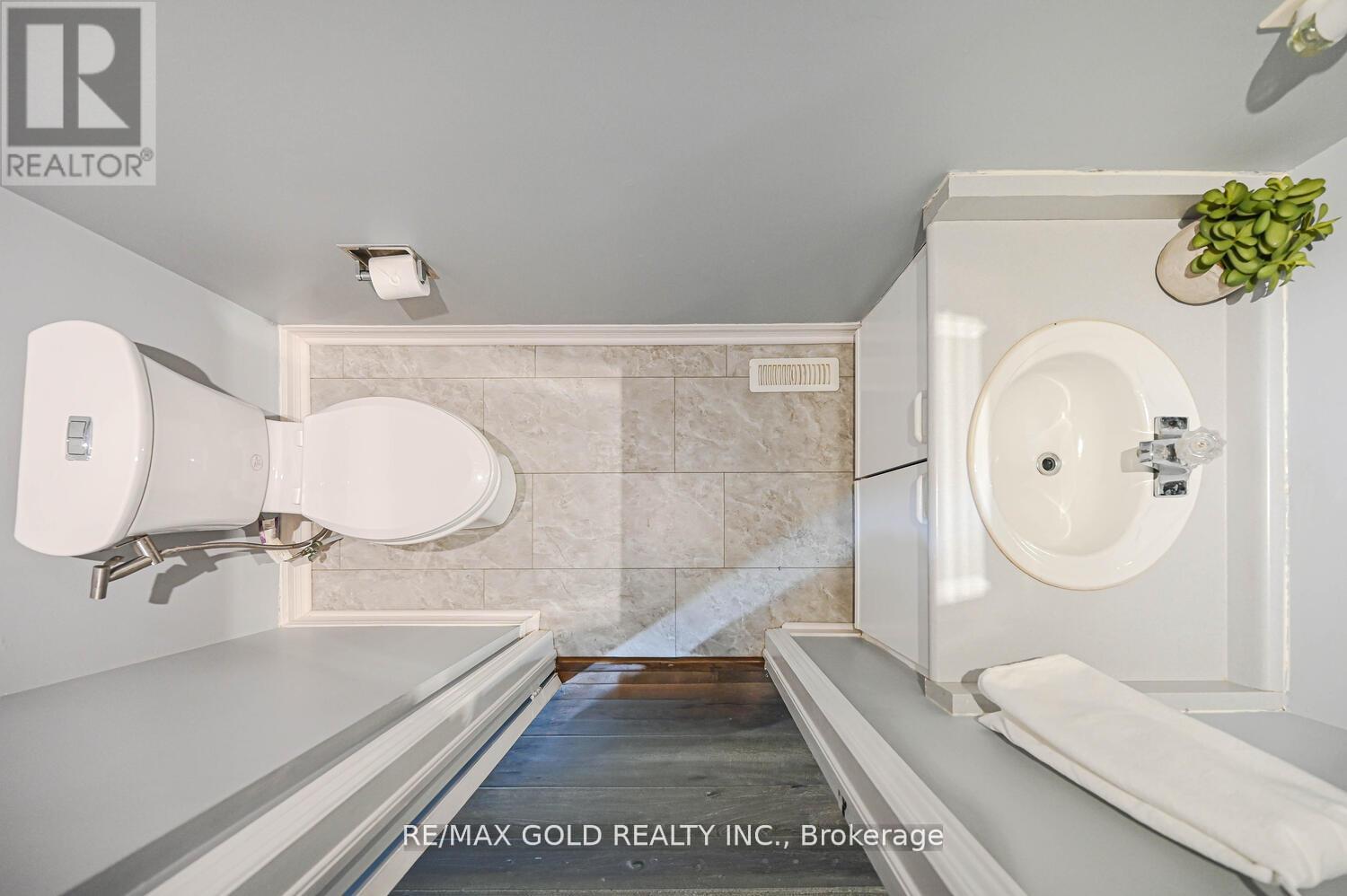 73 Chipmunk Crescent, Brampton, Ontario  L6R 1B4 - Photo 9 - W12662190