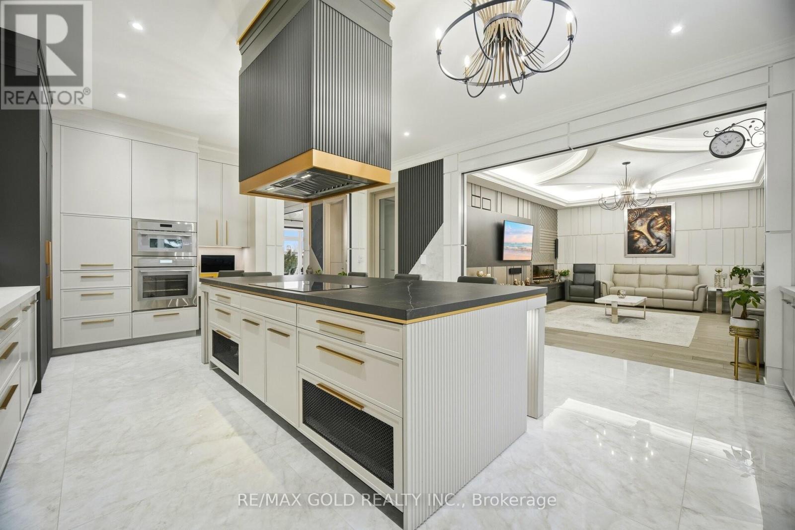 28 William Street, Caledon, Ontario  L7E 4V2 - Photo 8 - W12662194