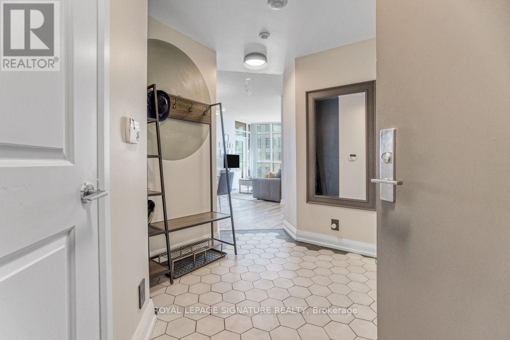 709 - 90 Absolute Avenue, Mississauga, Ontario  L4Z 0A3 - Photo 10 - W12662206