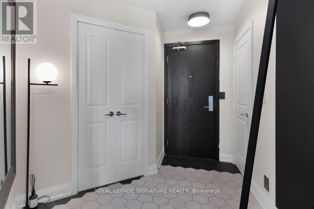 709 - 90 Absolute Avenue, Mississauga, Ontario  L4Z 0A3 - Photo 11 - W12662206