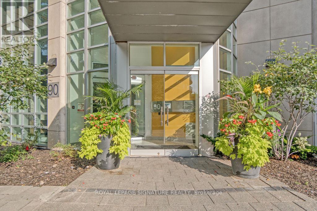 709 - 90 Absolute Avenue, Mississauga, Ontario  L4Z 0A3 - Photo 4 - W12662206