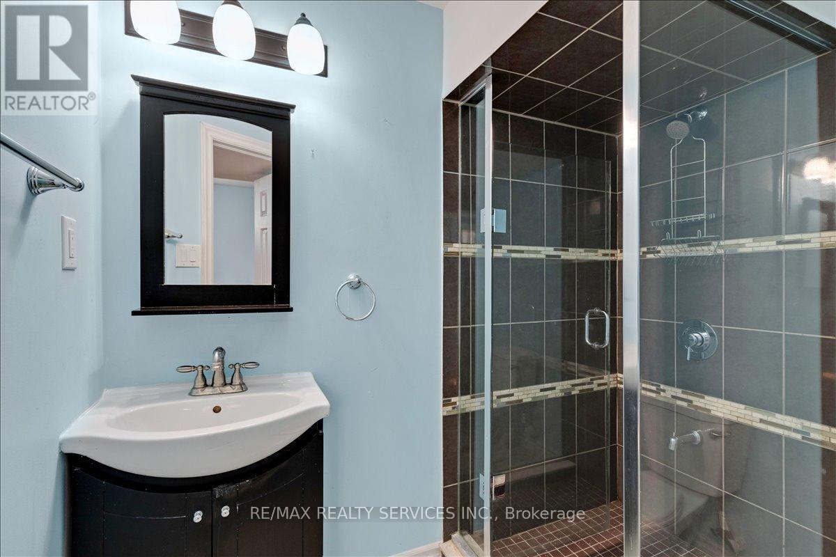 Bsmt - 524 Attenborough Terrace N, Milton, Ontario  L9T 8H5 - Photo 10 - W12662216