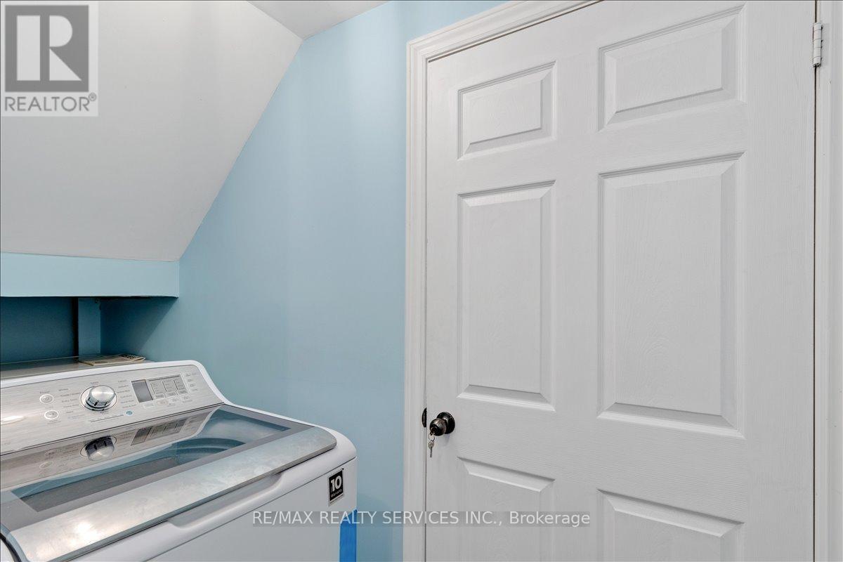 Bsmt - 524 Attenborough Terrace N, Milton, Ontario  L9T 8H5 - Photo 7 - W12662216