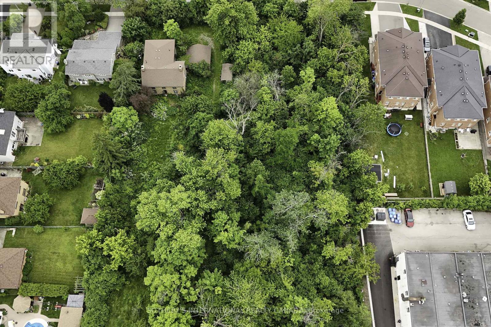 1050 Burnhamthorpe Road E, Mississauga, Ontario  L4Y 2X6 - Photo 3 - W12662218