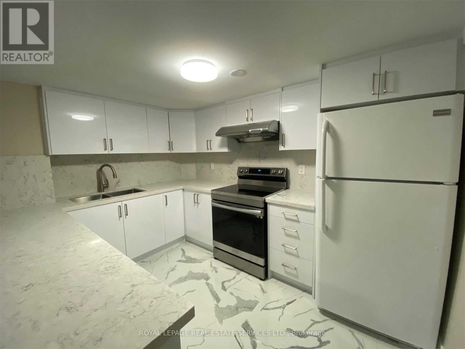 Lower - 4127 Loyalist Drive, Mississauga, Ontario  L5L 3X7 - Photo 5 - W12662258