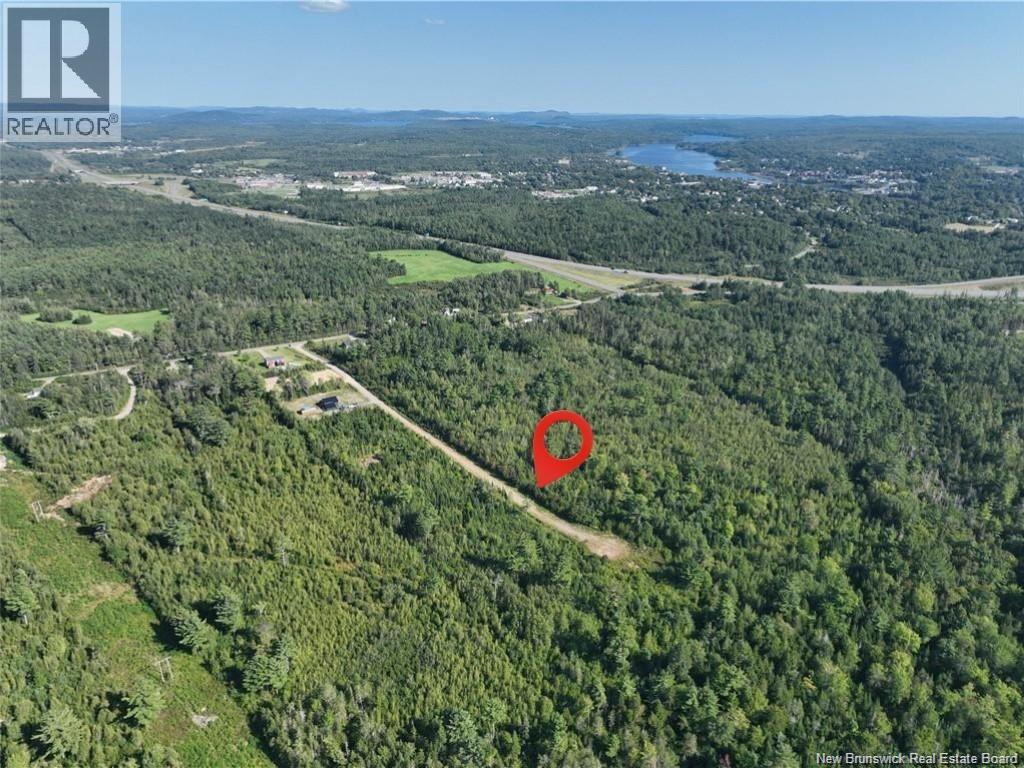 000 Crest Avenue, Heathland, New Brunswick  E3L 5C1 - Photo 2 - NB131433