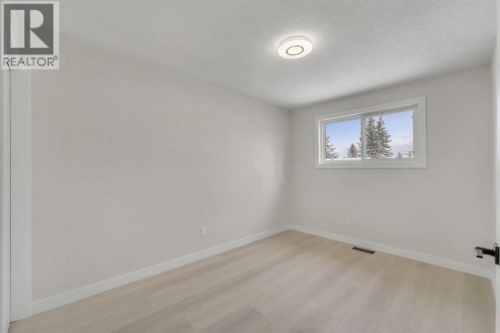 8420 Centre Street Ne, Calgary, Alberta  T3K 1Y1 - Photo 20 - A2277051