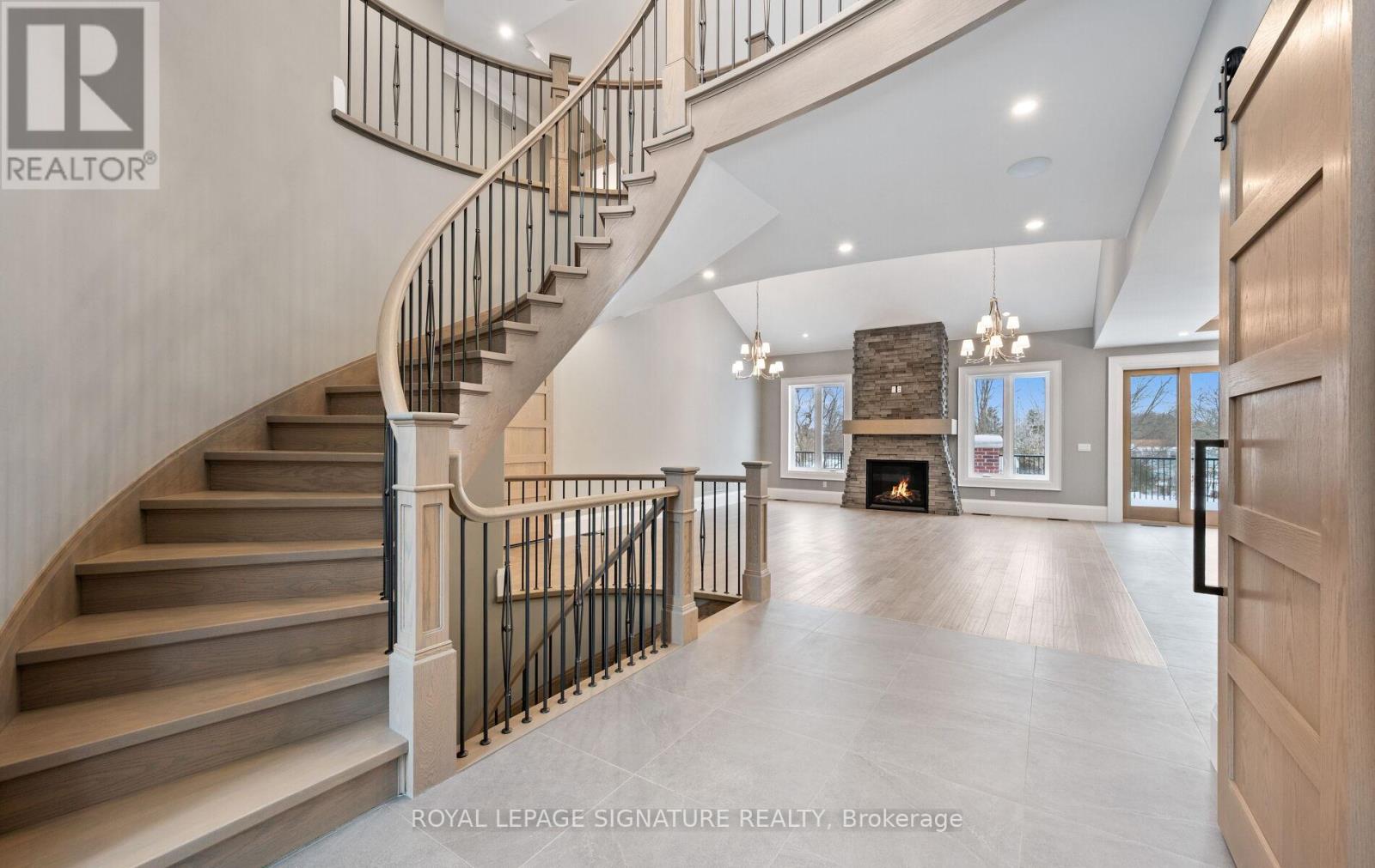 101 Perryman Court, Erin, Ontario  N0B 1H0 - Photo 4 - X12662132