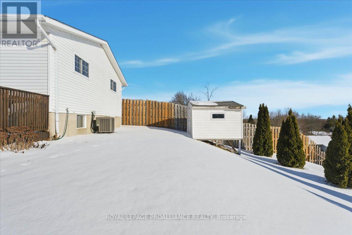 19 Fleming Road, Quinte West (Trenton Ward), Ontario  K8V 6P6 - Photo 36 - X12662466