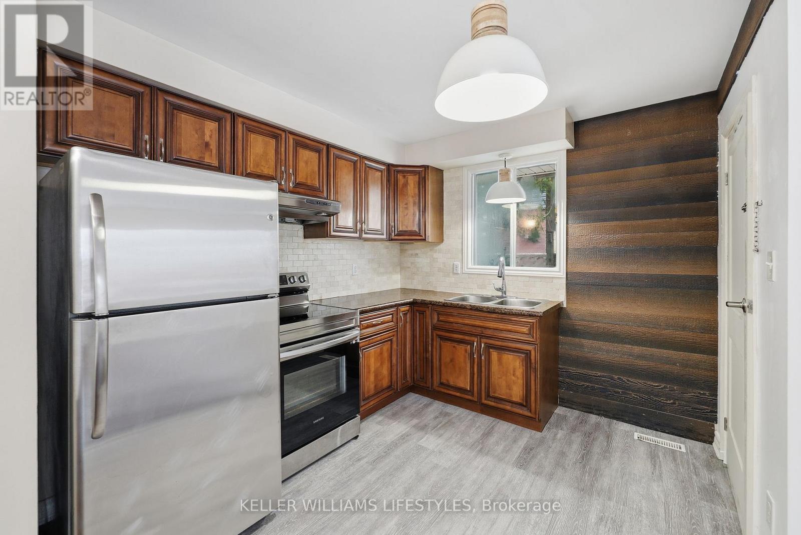 45 Denlaw Road, London North, Ontario  N6G 3L3 - Photo 10 - X12662302