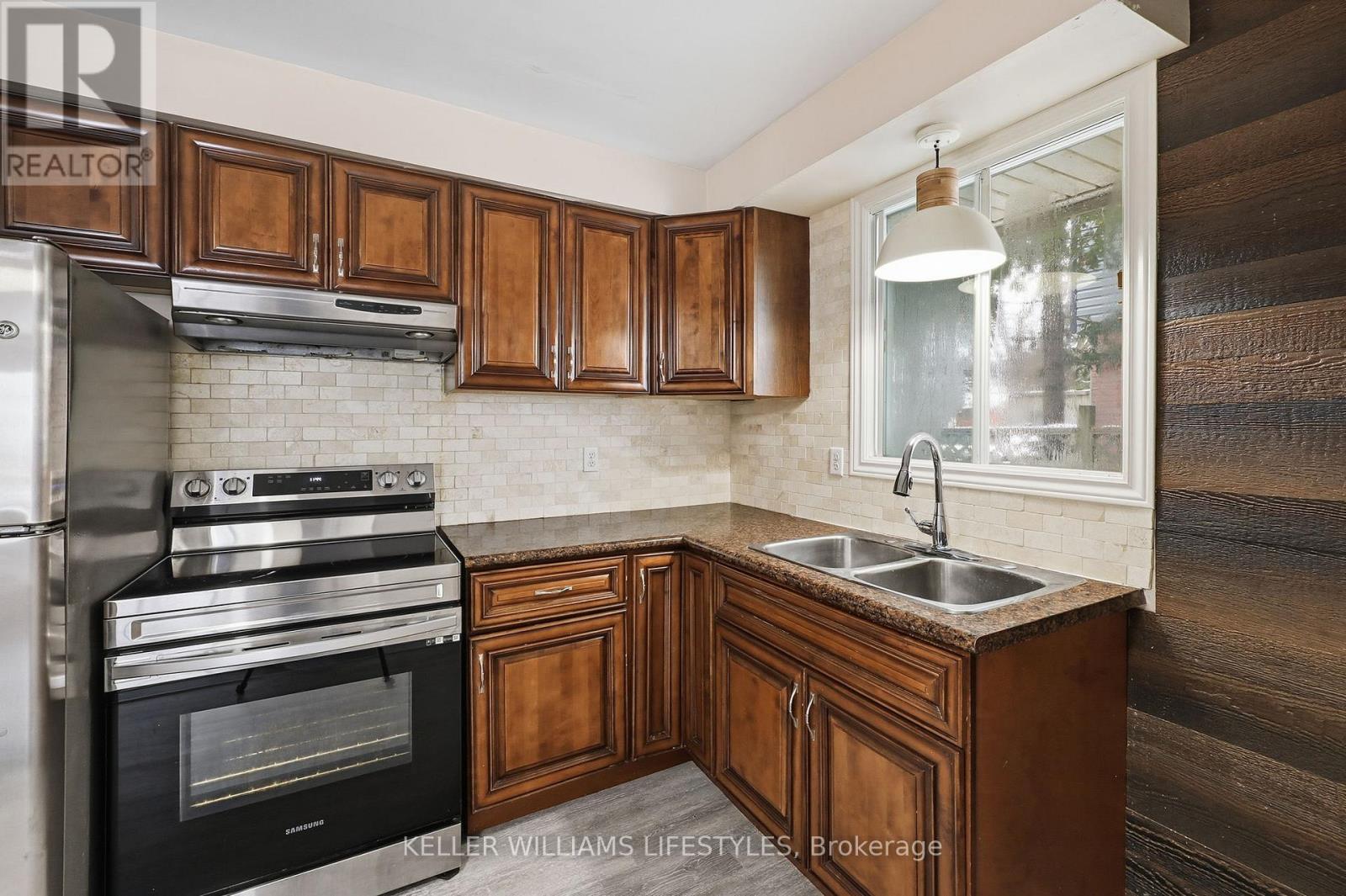 45 Denlaw Road, London North, Ontario  N6G 3L3 - Photo 12 - X12662302