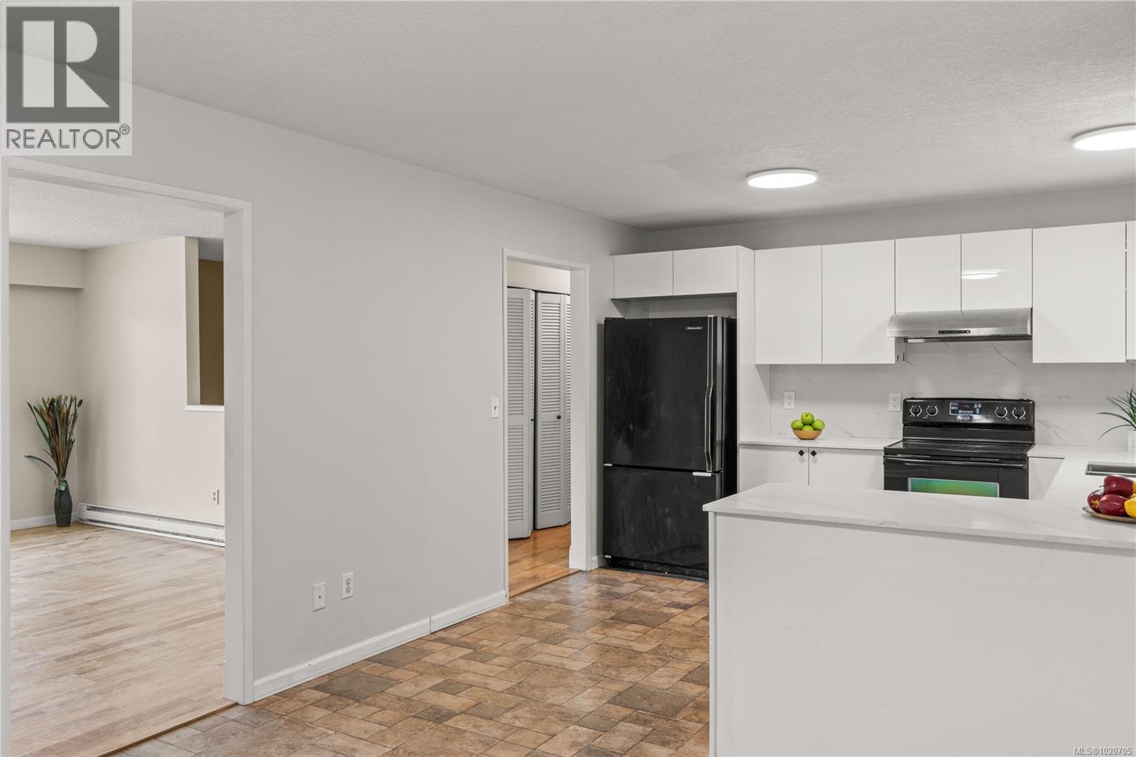 2749 Joanna Terr, Nanaimo, British Columbia  V9T 4V3 - Photo 8 - 1020705