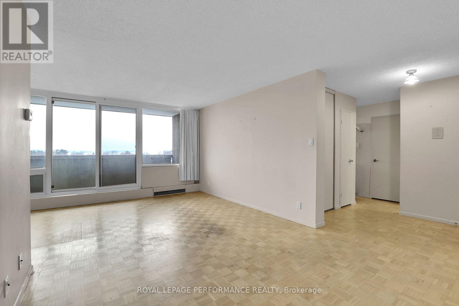 708 - 265 Poulin Avenue, Ottawa, Ontario  K2P 7Y8 - Photo 7 - X12662378