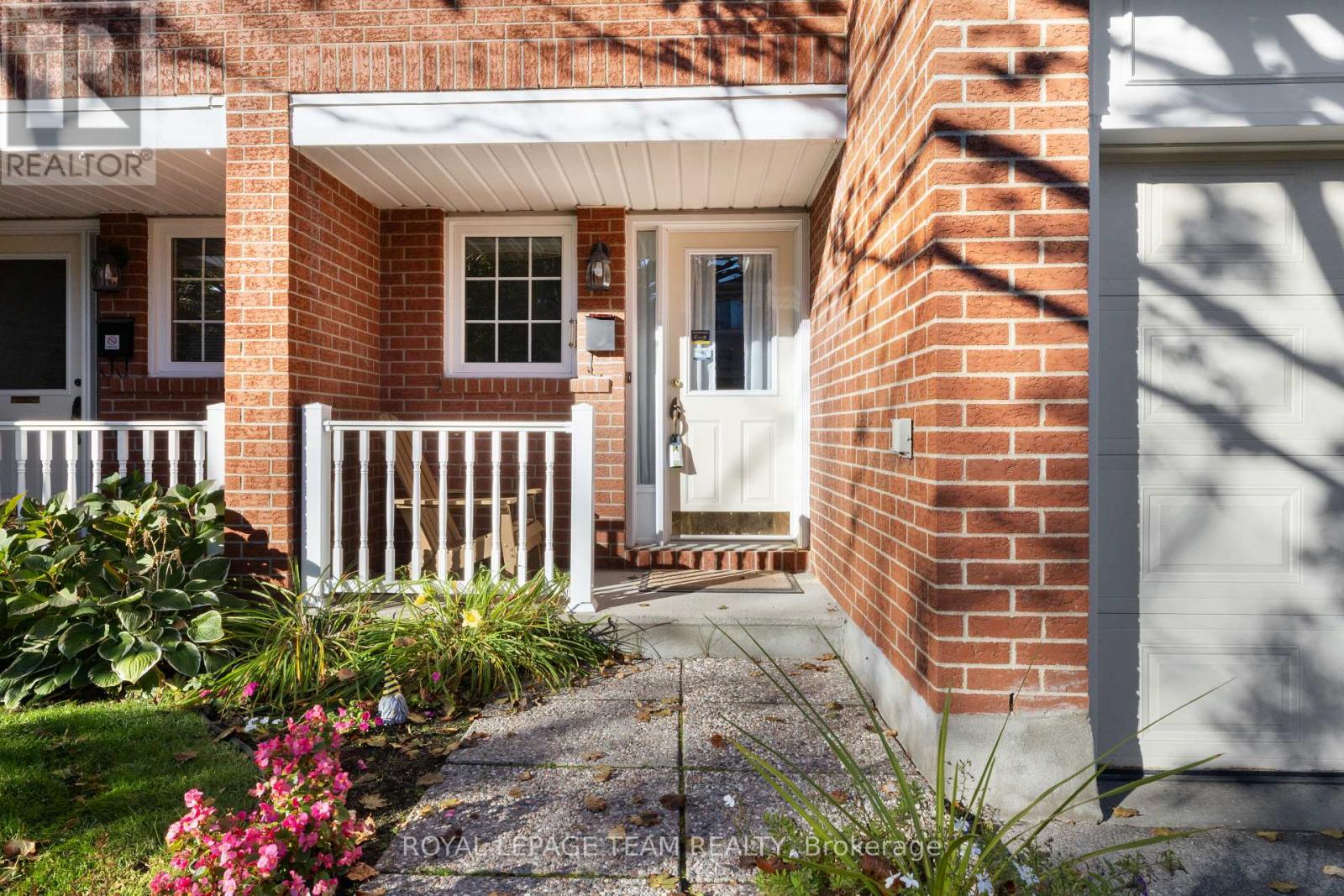 31 - 68 Grandcourt Drive, Ottawa, Ontario  K2G 5W9 - Photo 3 - X12662434