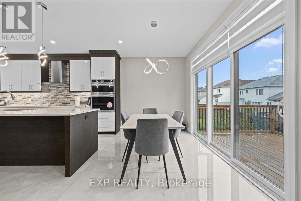 348 Abbeydale Circle, Ottawa, Ontario  K2K 0E9 - Photo 13 - X12662442