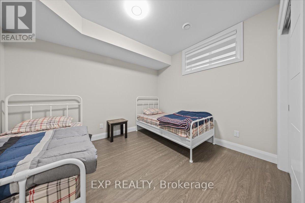 348 Abbeydale Circle, Ottawa, Ontario  K2K 0E9 - Photo 34 - X12662442