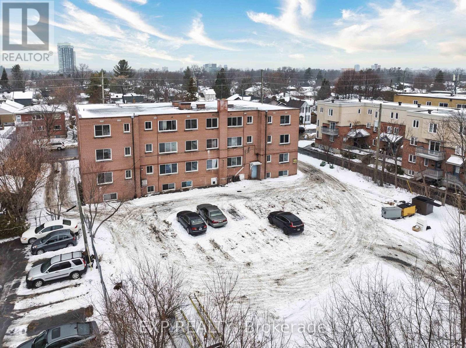 1216 Shillington Avenue, Ottawa, Ontario K1Z 7Z4 - Photo 13 - X12662456