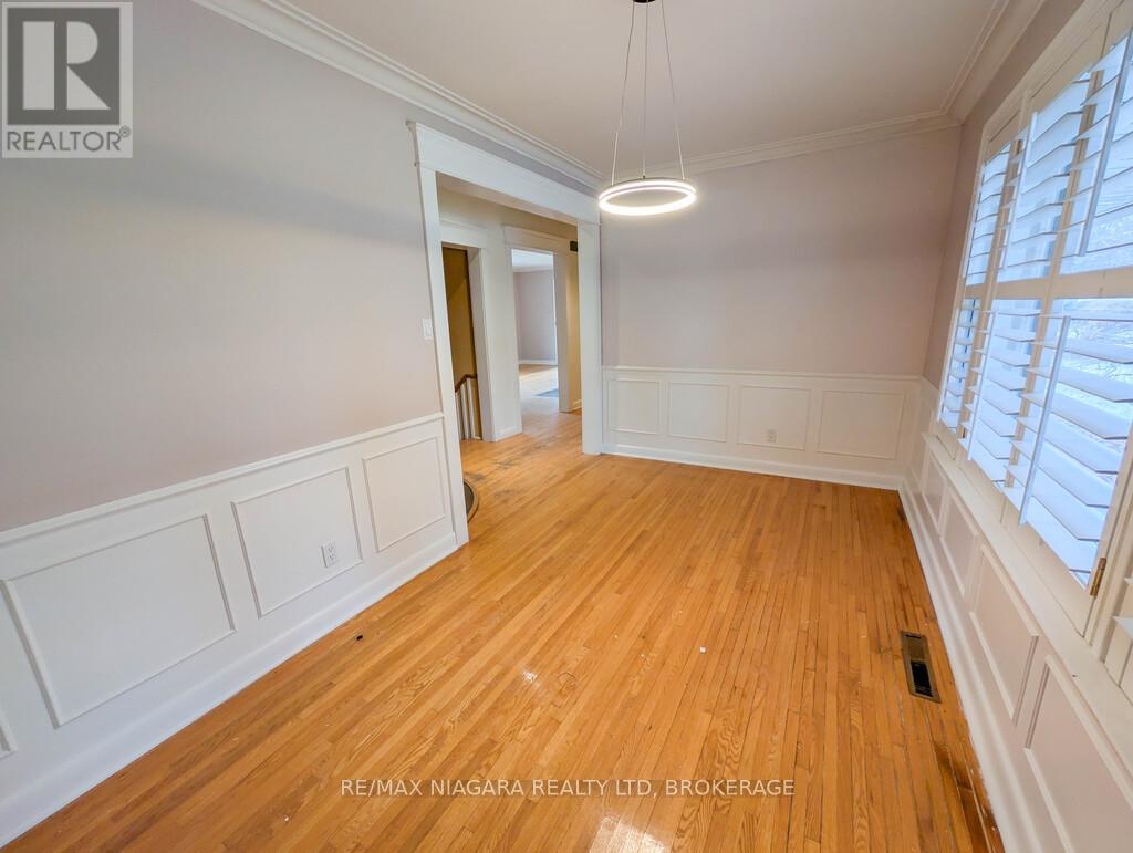 262 Alscot Crescent, Oakville, Ontario  L6J 4R4 - Photo 8 - W12662346