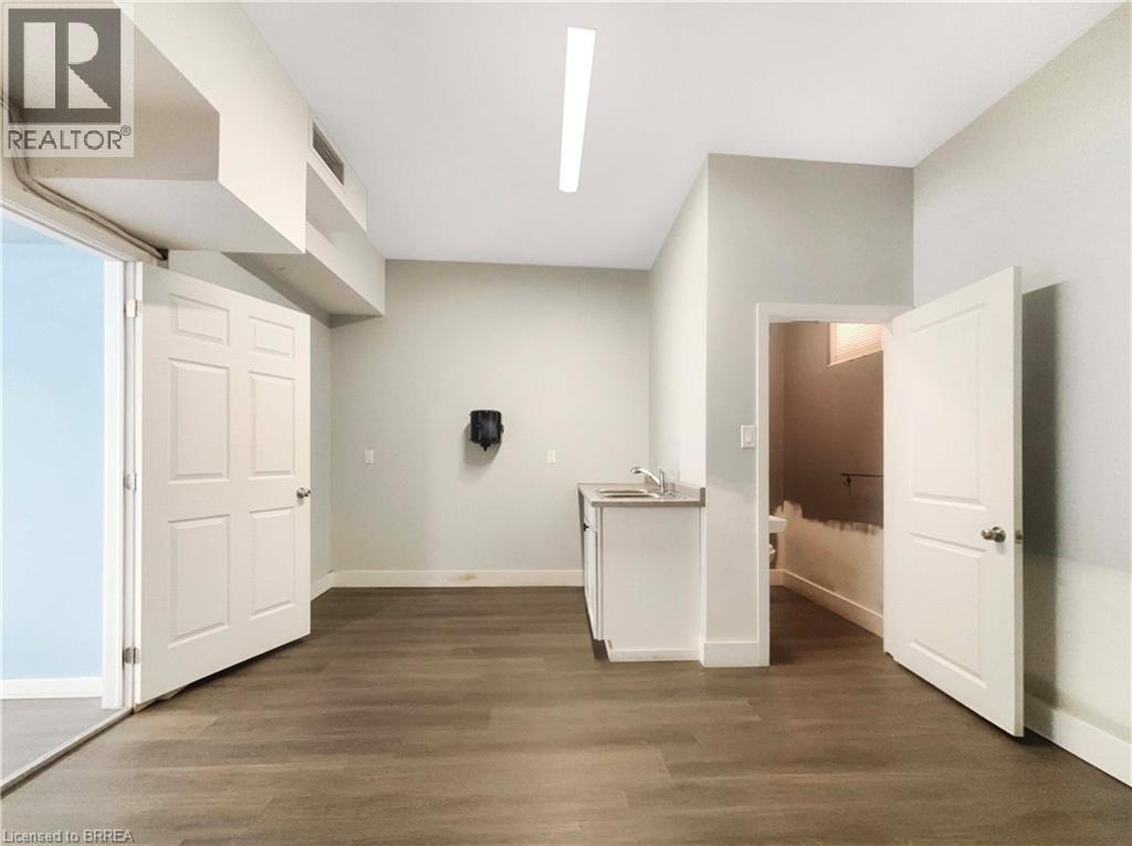 59 Dalhousie Street, Brantford, Ontario  N3T 2J1 - Photo 11 - 40795457