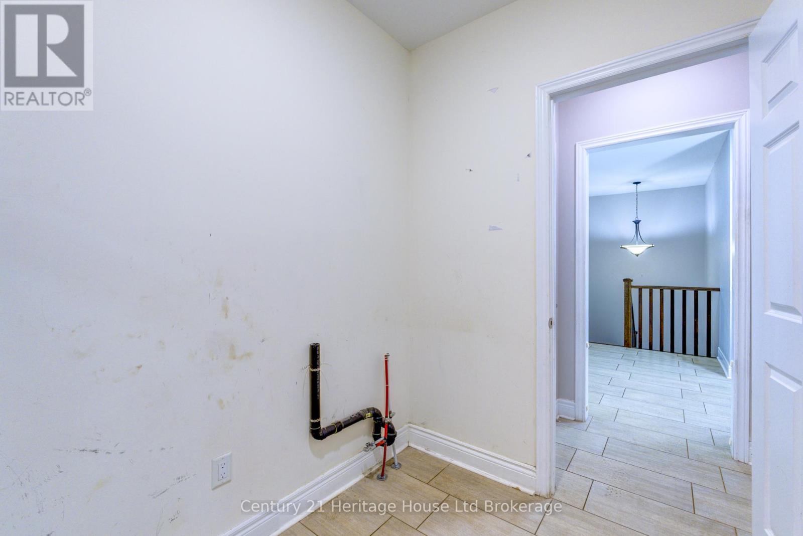 504 Baldwin Crescent, Woodstock, Ontario  N4T 0G6 - Photo 12 - X12662522