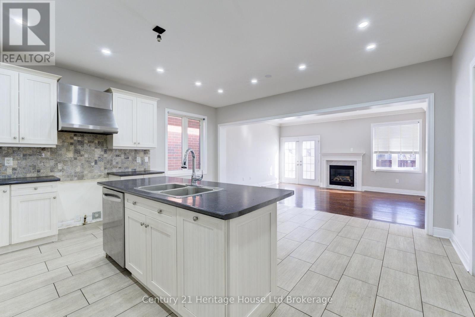 504 Baldwin Crescent, Woodstock, Ontario  N4T 0G6 - Photo 15 - X12662522