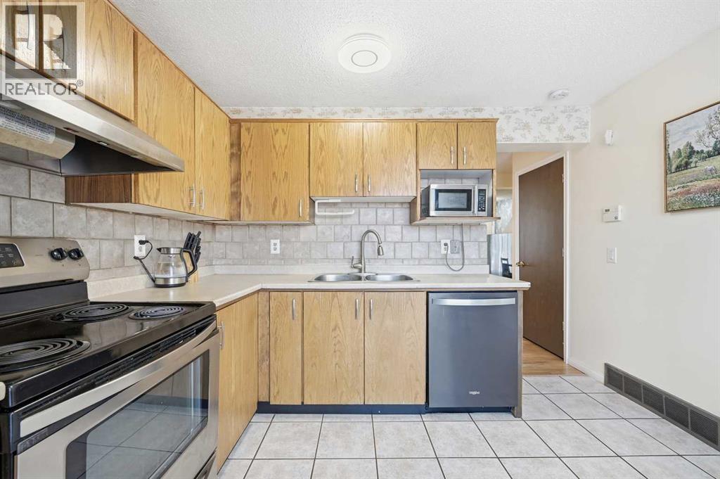 284 Falton Drive Ne, Calgary, Alberta  T3J 2X2 - Photo 16 - A2276950