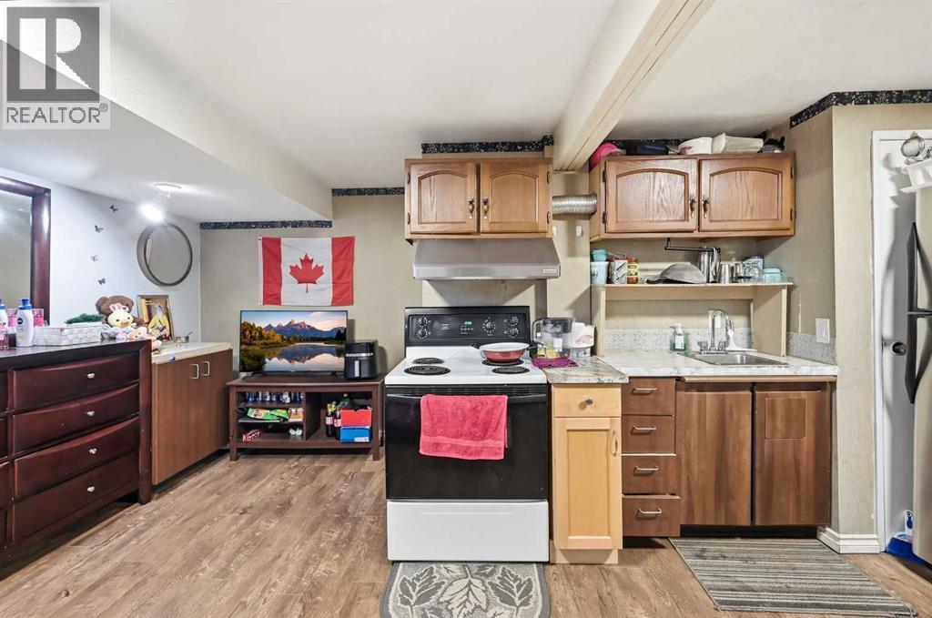 284 Falton Drive Ne, Calgary, Alberta  T3J 2X2 - Photo 32 - A2276950