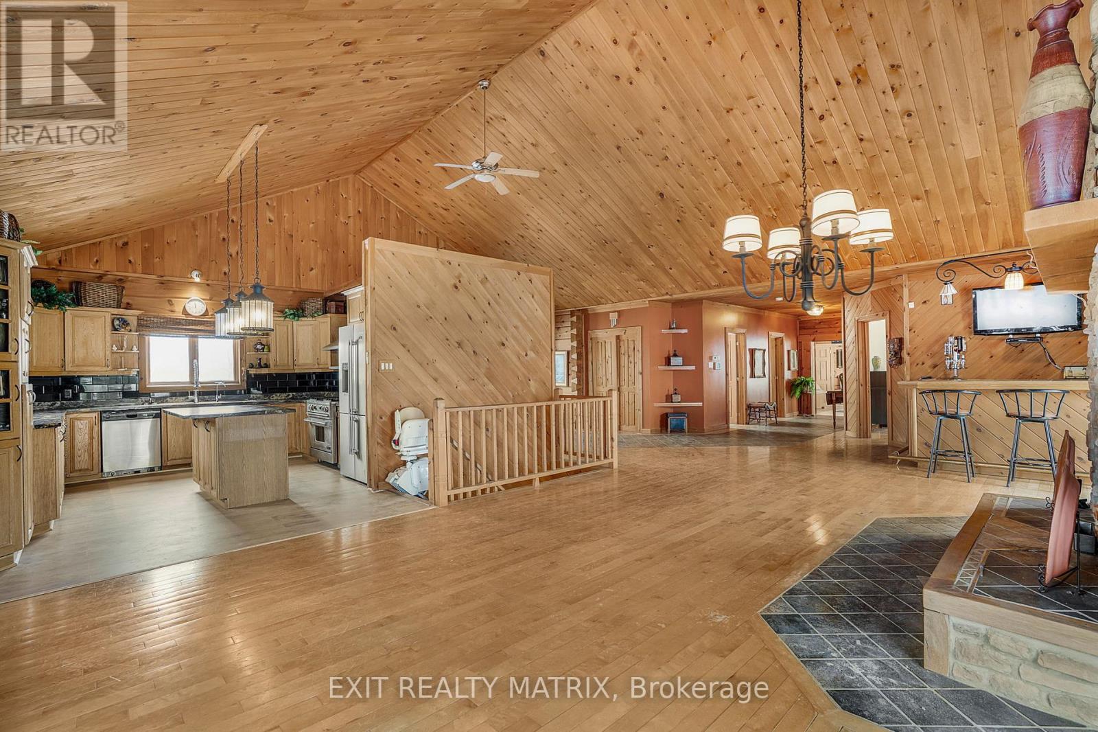 353 Chemin Du Domaine Road, Alfred And Plantagenet, Ontario  K0B 1J0 - Photo 10 - X12661300