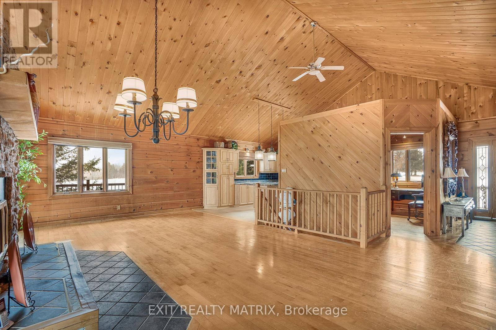 353 Chemin Du Domaine Road, Alfred And Plantagenet, Ontario  K0B 1J0 - Photo 9 - X12661300