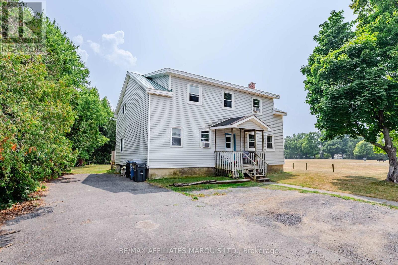 52 Elm St Ingleside Street, South Stormont, Ontario  K0C 1R0 - Photo 2 - X12662494