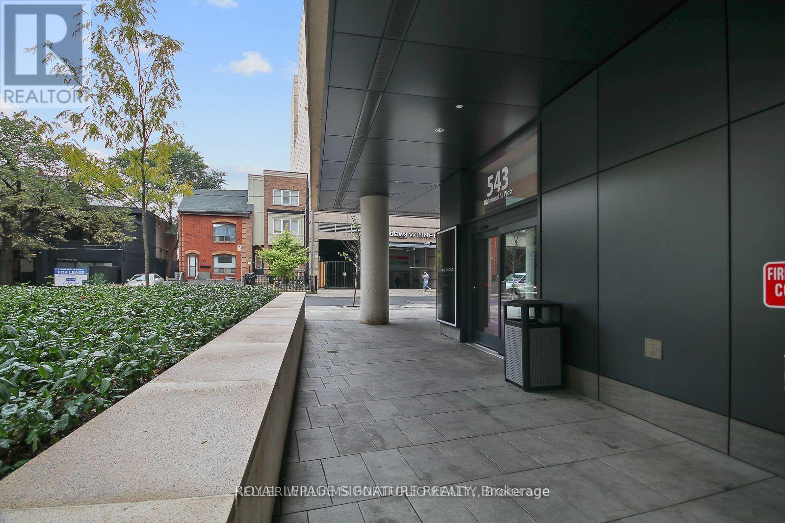818 - 543 Richmond Street W, Toronto (Waterfront Communities), Ontario  M5V 0W9 - Photo 15 - C12662338