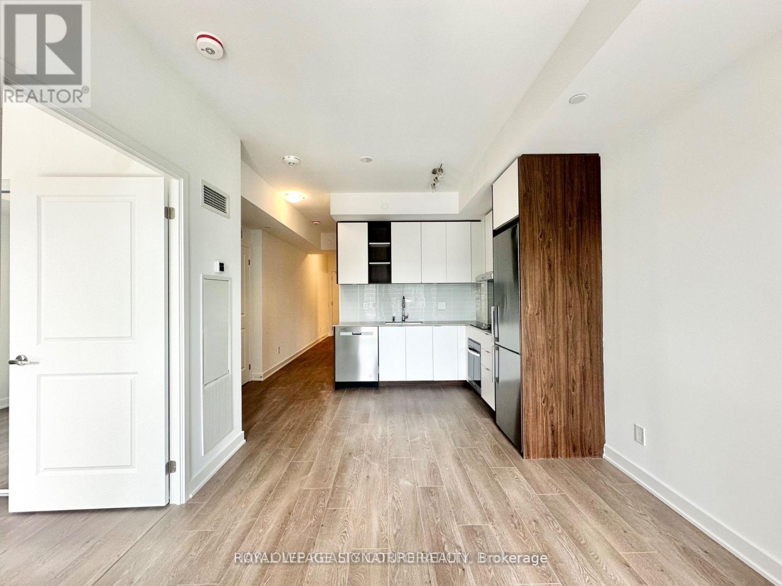 818 - 543 Richmond Street W, Toronto (Waterfront Communities), Ontario  M5V 0W9 - Photo 3 - C12662338