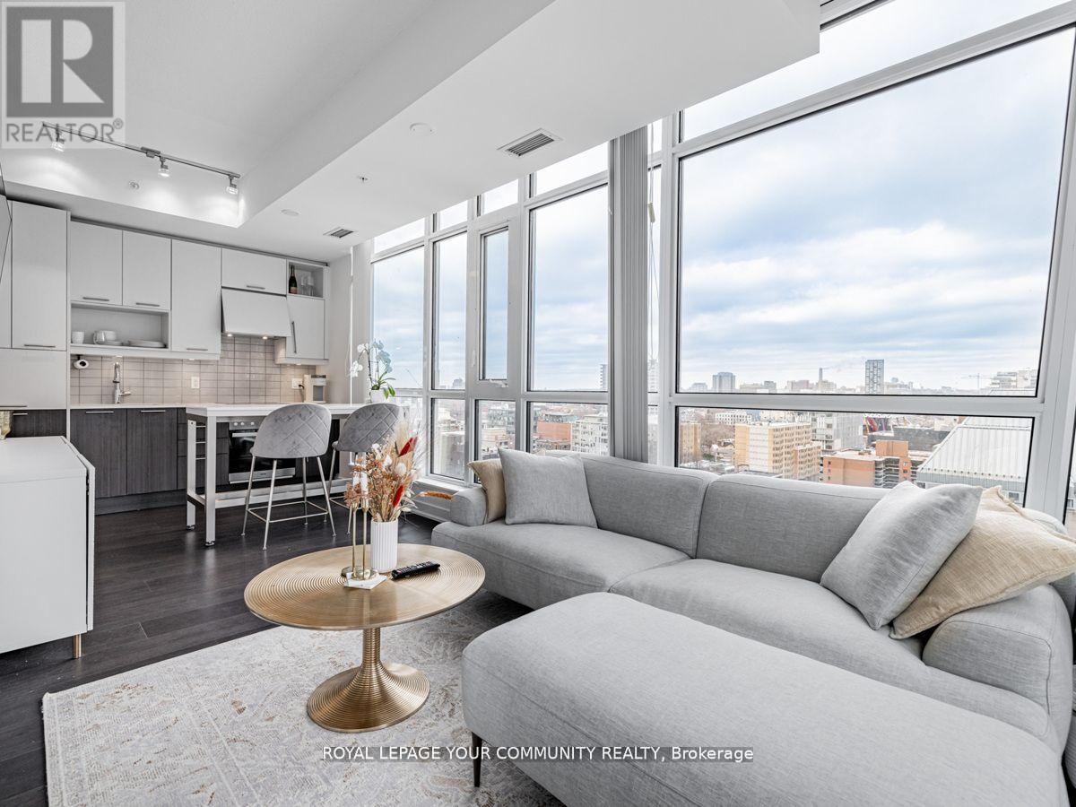 1602 - 30 Nelson Street, Toronto, Ontario  M5V 0H5 - Photo 14 - C12662416