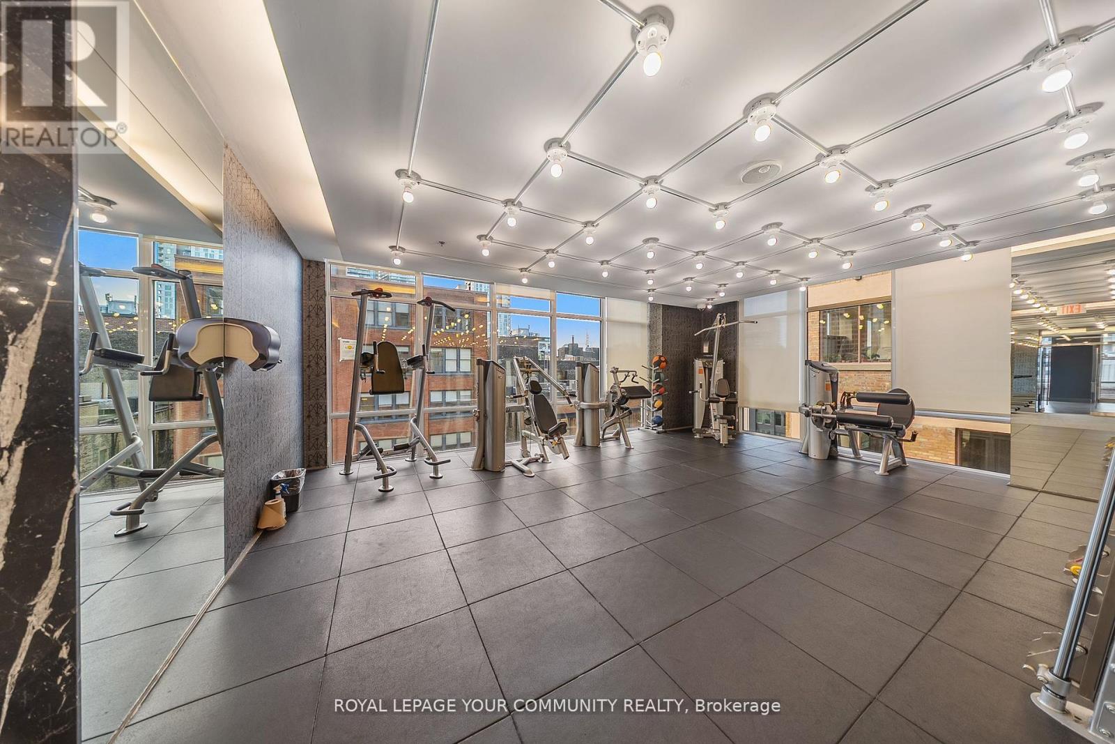 1602 - 30 Nelson Street, Toronto, Ontario  M5V 0H5 - Photo 29 - C12662416