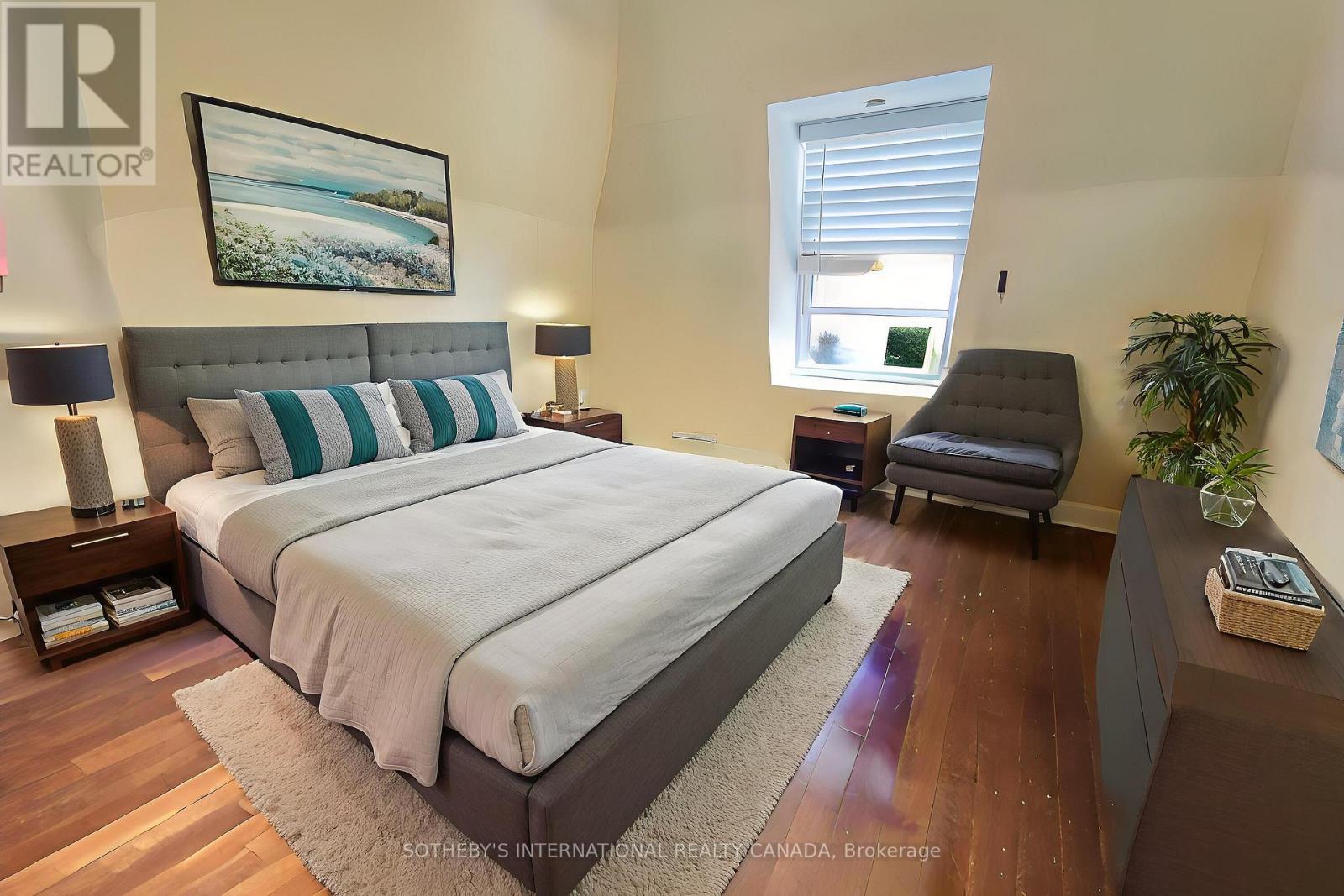 3 - 227 Beverley Street, Toronto (Kensington-Chinatown), Ontario  M5T 1Z4 - Photo 3 - C12662420