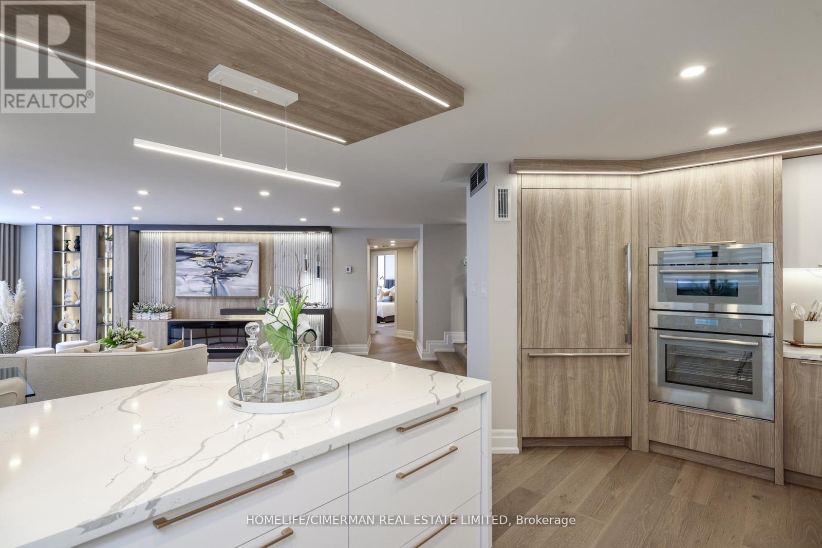 1002 - 240 Heath Street W, Toronto (Forest Hill South), Ontario  M5P 3L5 - Photo 13 - C12662440