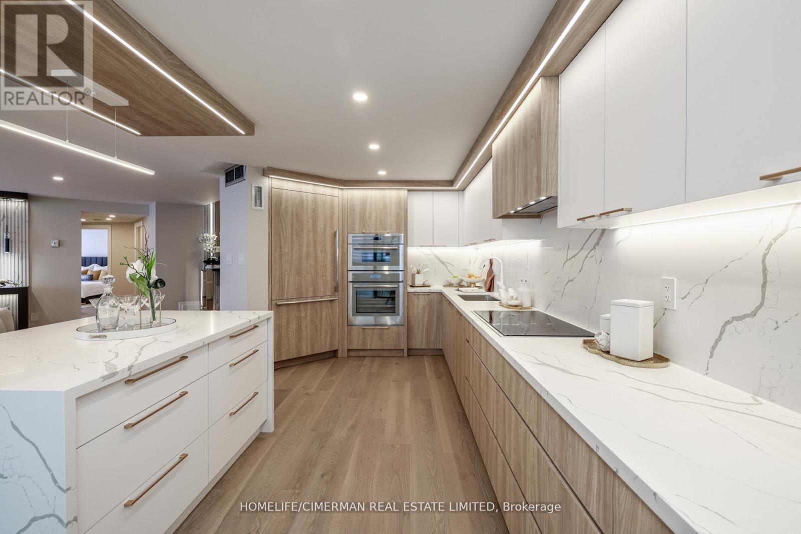 1002 - 240 Heath Street W, Toronto (Forest Hill South), Ontario  M5P 3L5 - Photo 15 - C12662440