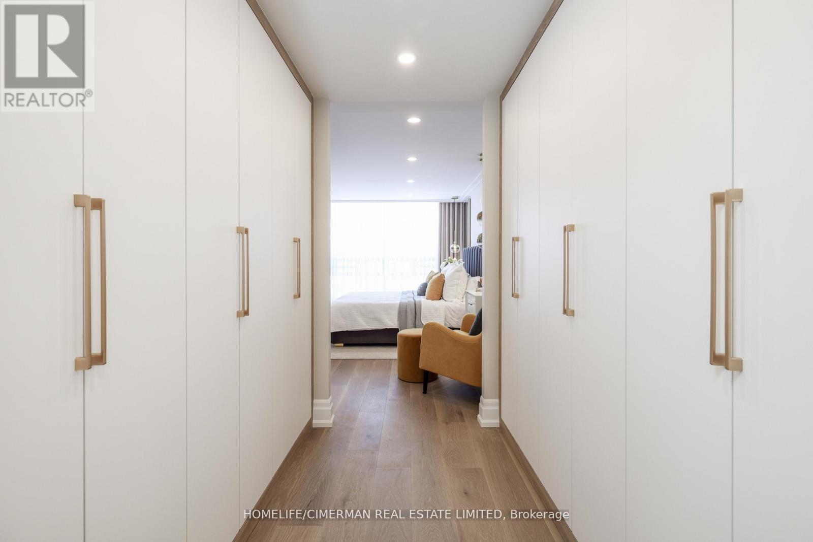 1002 - 240 Heath Street W, Toronto (Forest Hill South), Ontario  M5P 3L5 - Photo 32 - C12662440