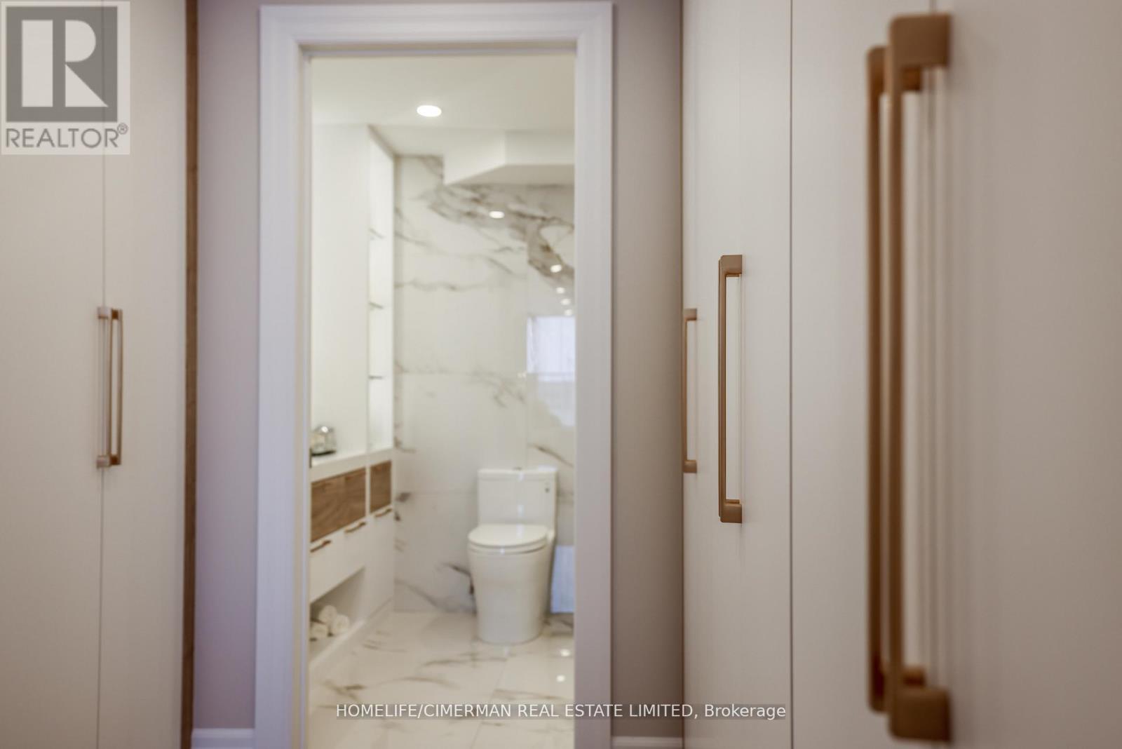 1002 - 240 Heath Street W, Toronto (Forest Hill South), Ontario  M5P 3L5 - Photo 33 - C12662440