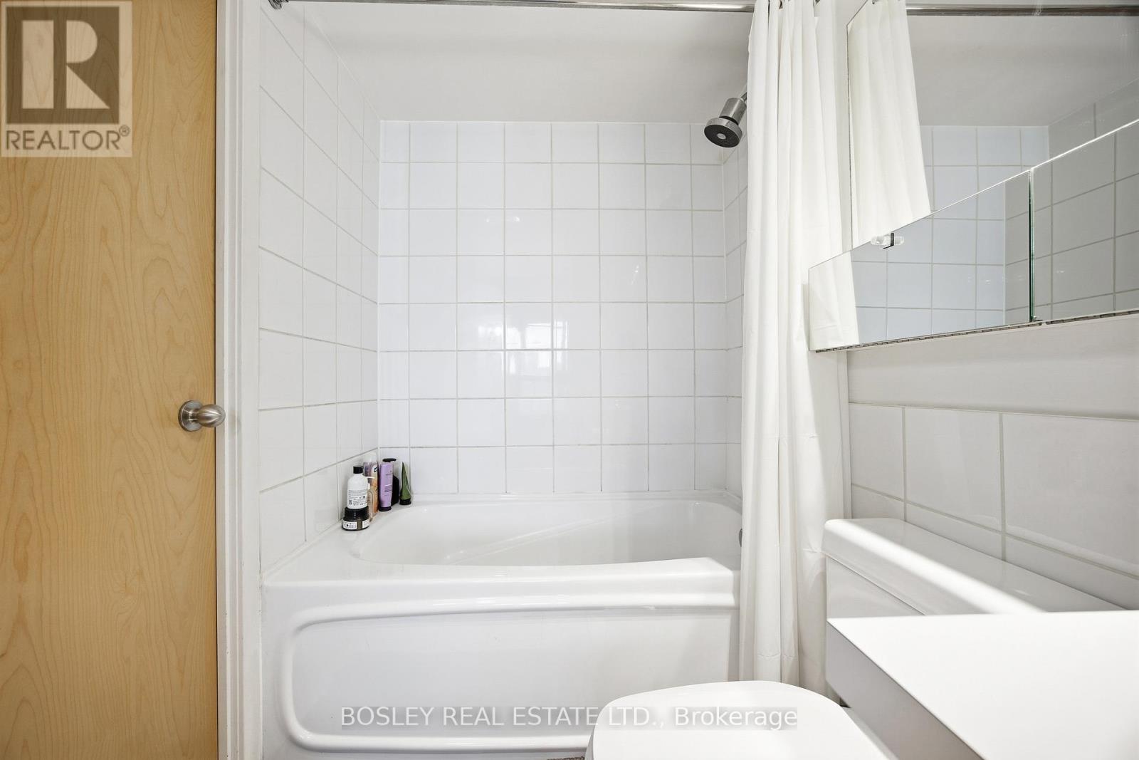 819 - 255 Richmond Street E, Toronto (Moss Park), Ontario  M5A 4T7 - Photo 17 - C12662464