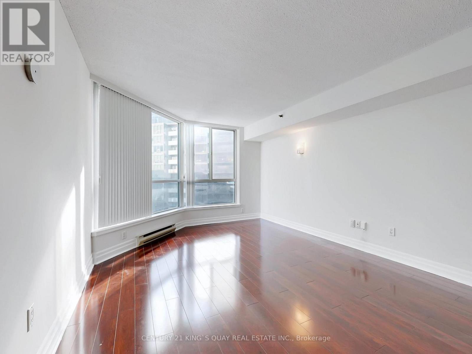 1900 - 38 Elm Street, Toronto (Bay Street Corridor), Ontario  M5G 2K5 - Photo 14 - C12662474