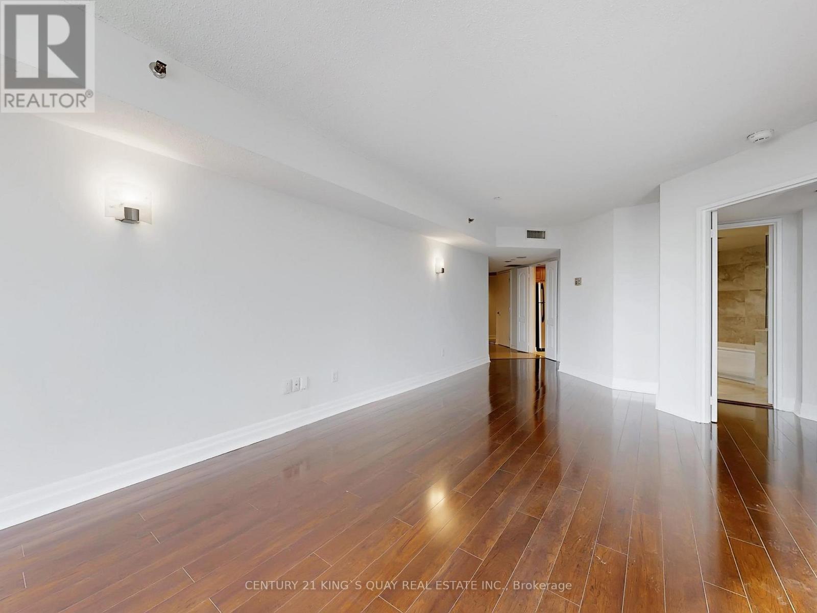 1900 - 38 Elm Street, Toronto (Bay Street Corridor), Ontario  M5G 2K5 - Photo 16 - C12662474