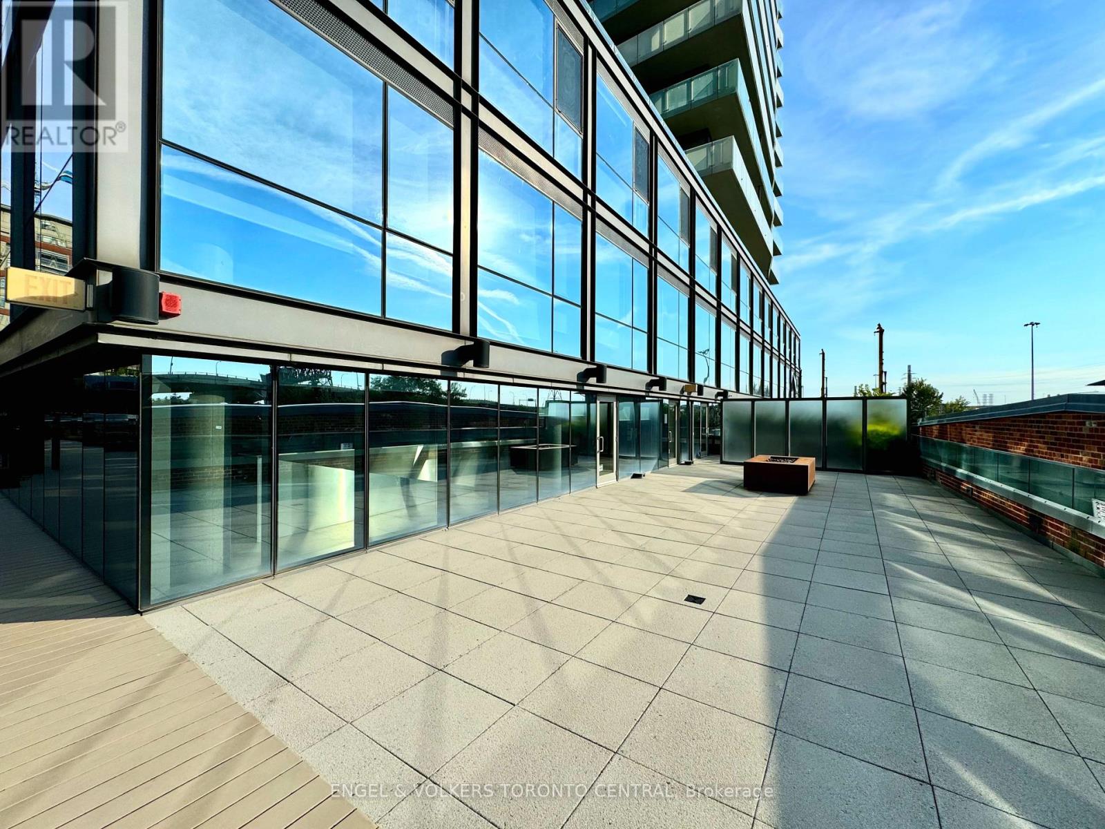 2202 - 390 Cherry Street, Toronto (Waterfront Communities), Ontario  M5A 0E2 - Photo 31 - C12662488