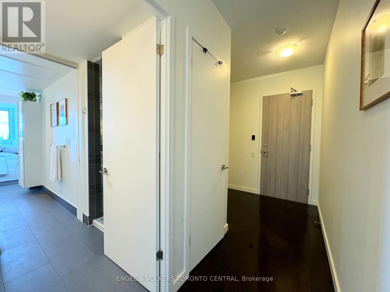 2202 - 390 Cherry Street, Toronto (Waterfront Communities), Ontario  M5A 0E2 - Photo 7 - C12662488