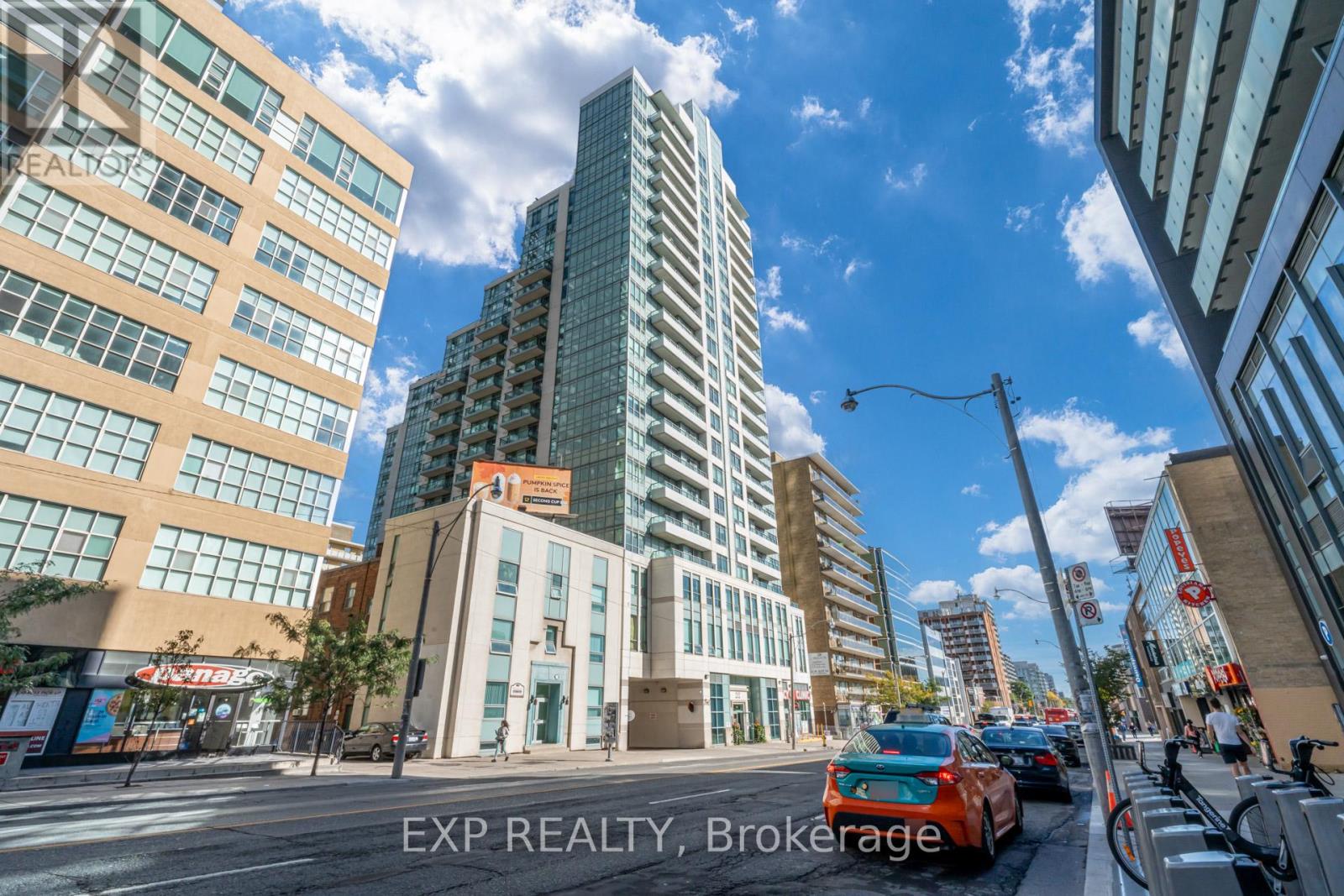808 - 212 EGLINTON AVENUE E, toronto (mount pleasant west), Ontario